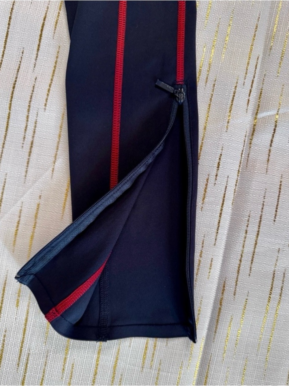 Uniqlo x JW Anderson AIRism Leggings | XS | Navy Blue - Picture 4 of 7